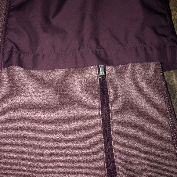 Women’s under armour sweater jacket - Picture 4 of 8